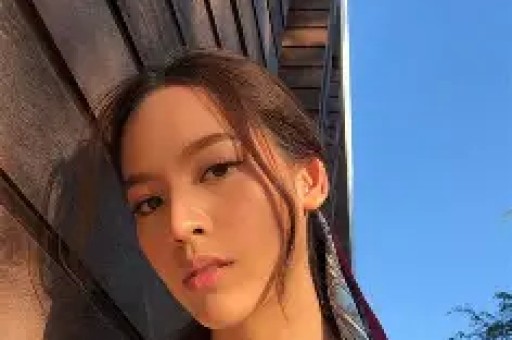 别吹了!三亚盛典网红生图一个比一个惨姚安娜却靠真实圈粉无数 别吹了!三亚盛典网红生图一个比一个惨姚安娜却靠真实圈粉无数
