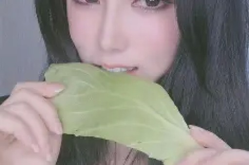 赵露思在低谷的时候家人给 赵露思在低谷的时候家人给